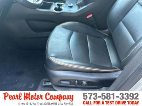 Certified 2022 GMC Terrain AT4 w/ Tech Package image 10