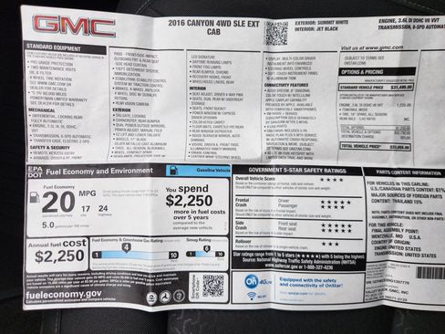 Used 2016 GMC Canyon SLE AWD/4WD image 12