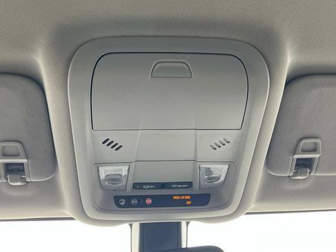 Used 2018 GMC Terrain SLE FWD image 37