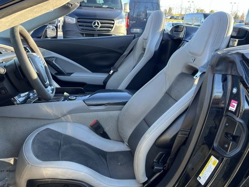 Used 2018 Chevrolet Corvette Grand Sport image 11