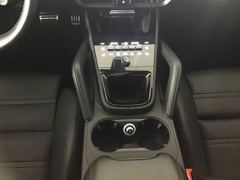 Certified 2024 Porsche Cayenne S AWD/4WD image 24