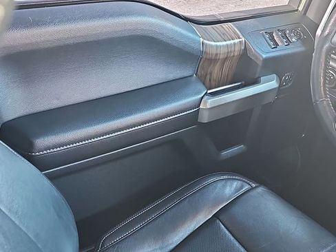 Used 2020 Ford F150 Lariat w/ Equipment Group 502A Luxury image 23