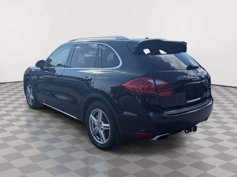 Used 2014 Porsche Cayenne S AWD/4WD image 7
