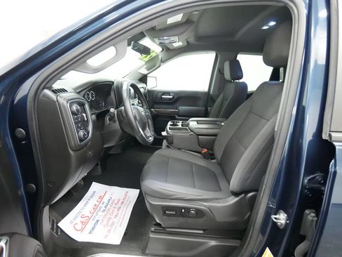 Used 2021 Chevrolet Silverado 1500 LT AWD/4WD image 16
