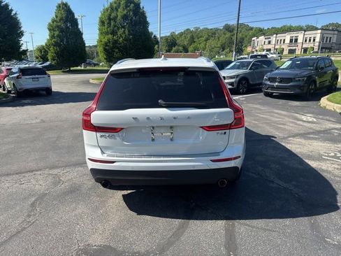 Used 2019 Volvo XC60 T6 Momentum w/ Premium Package AWD/4WD image 4