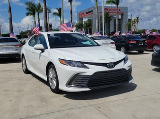 Used 2022 Toyota Camry LE video 2