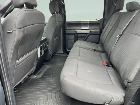 Used 2019 Ford F150 XLT w/ Equipment Group 302A Luxury AWD/4WD image 14