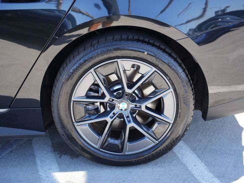Used 2025 BMW i4 eDrive40 RWD image 6