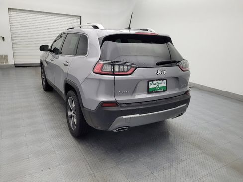Used 2020 Jeep Cherokee Limited image 6