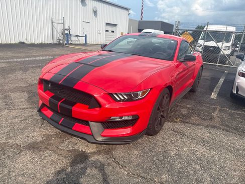 Used 2016 Ford Mustang Shelby GT350 w/ Technology Package RWD image 3