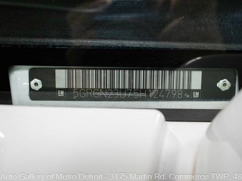 Used 2005 HUMMER H2 Base 4WD 4dr SUV w/ Preferred Equipment Group image 17