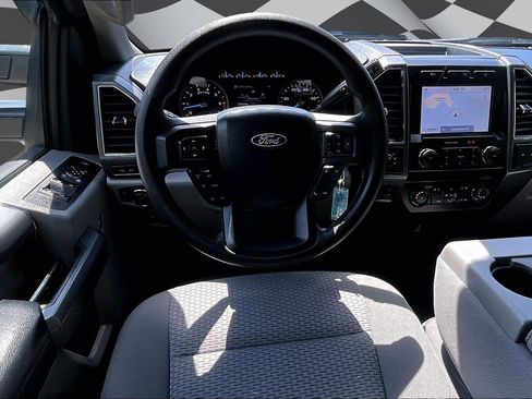 Used 2020 Ford F350 XLT w/ XLT Premium Package AWD/4WD image 5