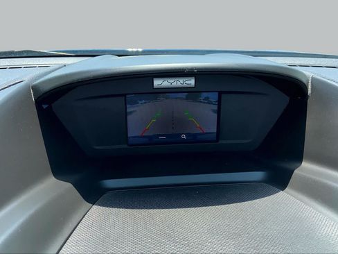 Used 2017 Ford Escape SE FWD image 29