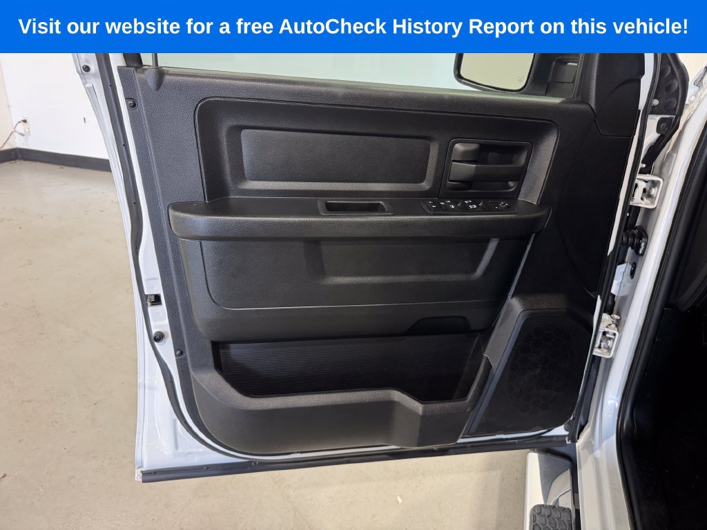 Used 2018 RAM 1500 Express w/ Express Value Package AWD/4WD image 16
