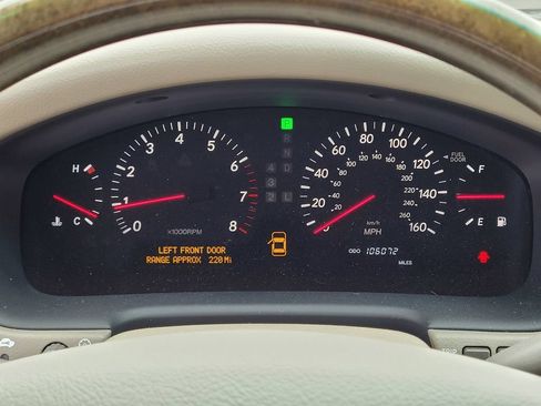Used 2002 Lexus LS 430 RWD image 14