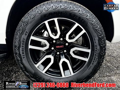 Used 2023 GMC Yukon XL AT4 image 39