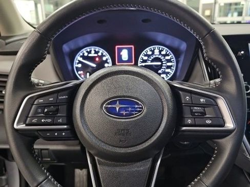 Certified 2025 Subaru Outback Premium w/ Popular Package #1A image 16