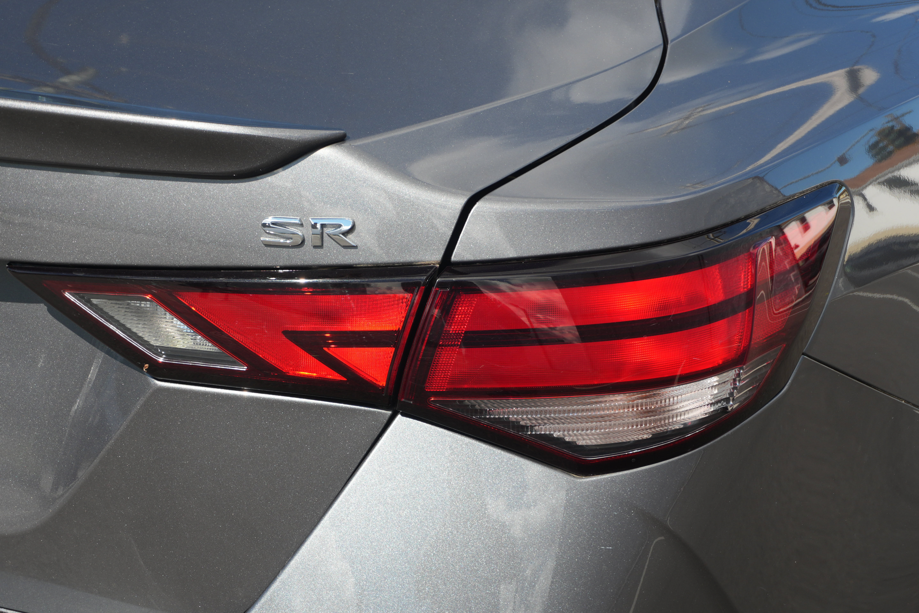 Used 2022 Nissan Sentra SR w/ Trunk Package FWD image 41