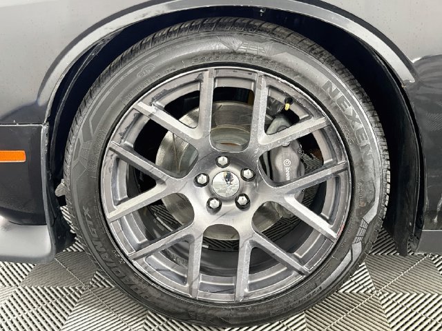 Used 2016 Dodge Challenger R/T Scat Pack w/ Leather Interior Group RWD image 33