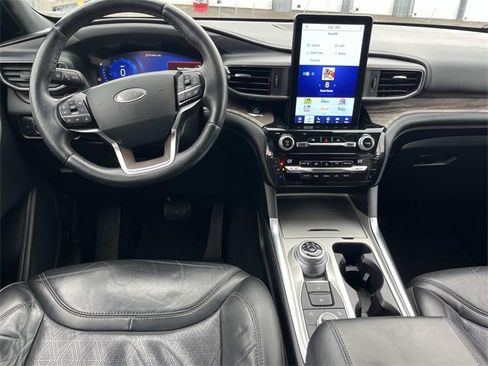 Used 2021 Ford Explorer Platinum w/ Equipment Group 601A image 15