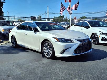 Used 2021 Lexus ES 350 w/ Premium Package