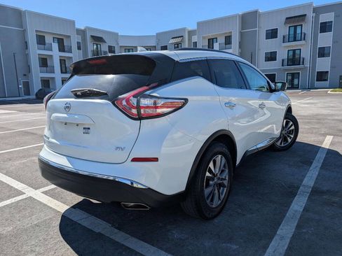 Used 2017 Nissan Murano SV image 8