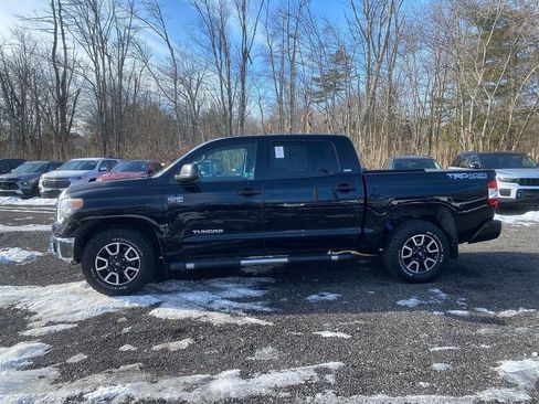 Used 2016 Toyota Tundra SR5 w/ TRD Off Road Package image 9