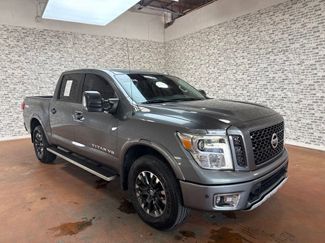 Used 2019 Nissan Titan PRO-4X w/ Pro-4x Convenience Package AWD/4WD video 1