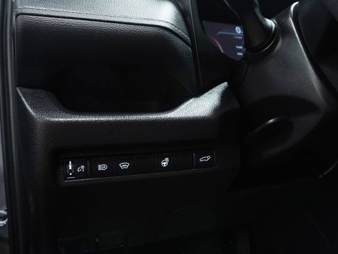 Used 2025 Toyota RAV4 XLE w/ Convenience Package AWD/4WD image 25