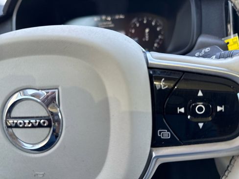 Used 2018 Volvo V90 T5 Cross Country w/ Convenience Package image 28