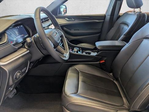 New 2026 Jeep Grand Cherokee Limited w/ Limited Altitude Package image 4