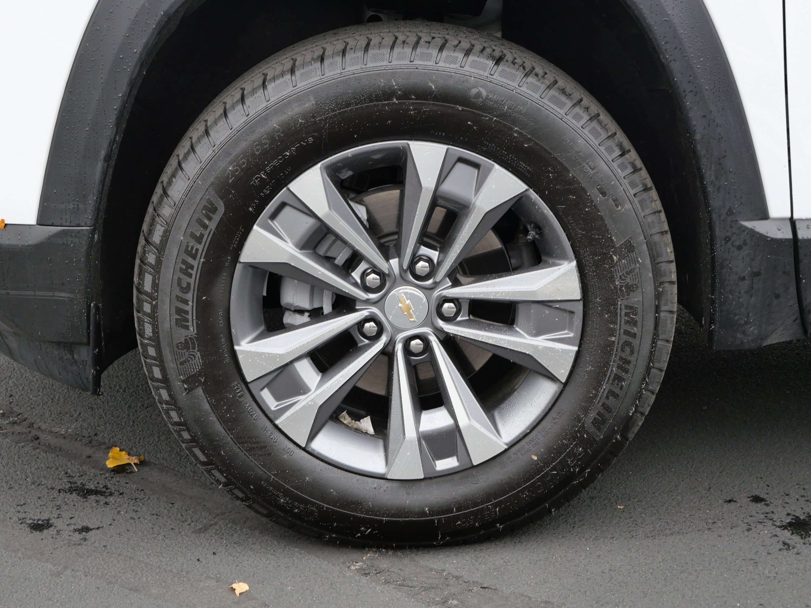 Used 2025 Chevrolet Equinox LT AWD/4WD image 10