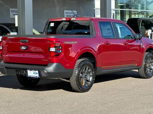 New 2025 Ford Maverick Tremor image 3