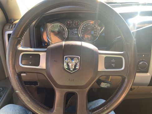 Used 2010 Dodge Ram 2500 Truck SLT w/ Luxury Group image 21