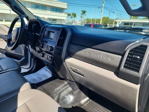 Used 2021 Ford F450 XL image 25