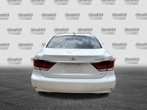 Used 2013 Lexus LS 460 AWD w/ Comfort Pkg image 9