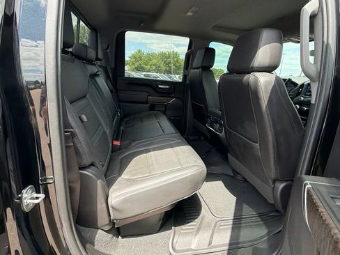 Used 2023 GMC Sierra 2500 Denali w/ Denali Black Diamond Edition AWD/4WD image 25