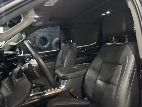 Used 2022 GMC Sierra 1500 Elevation w/ Elevation Premium Package AWD/4WD image 12