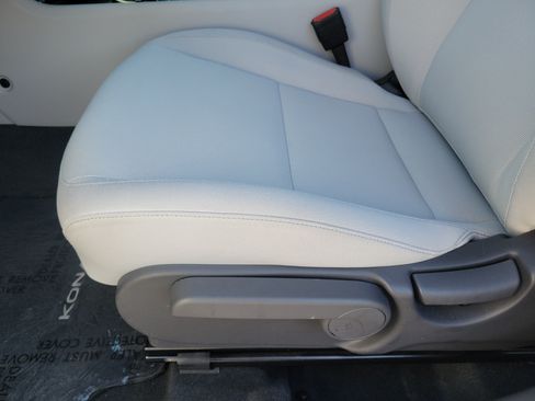 Certified 2026 Hyundai Kona SE FWD image 20