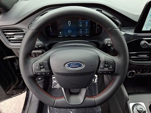 Used 2025 Ford Escape ST-Line AWD/4WD image 18