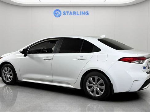 Used 2020 Toyota Corolla LE FWD image 5