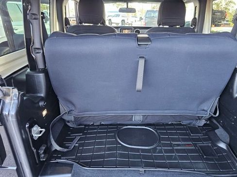 Used 2020 Jeep Wrangler Sport image 25