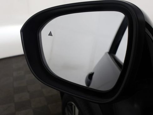 Used 2023 Nissan Rogue Platinum AWD/4WD image 40