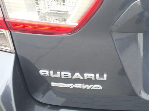 Used 2018 Subaru Crosstrek 2.0i Premium AWD/4WD image 7