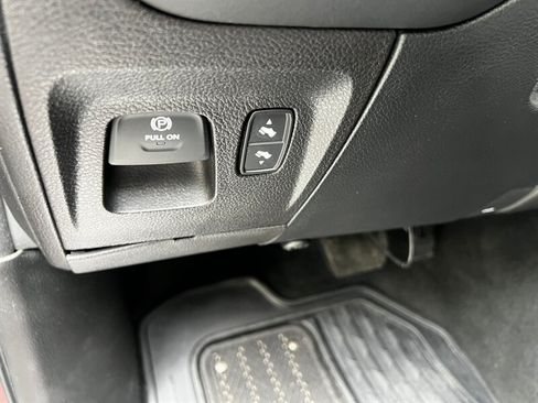 Used 2021 RAM 1500 Limited AWD/4WD image 31