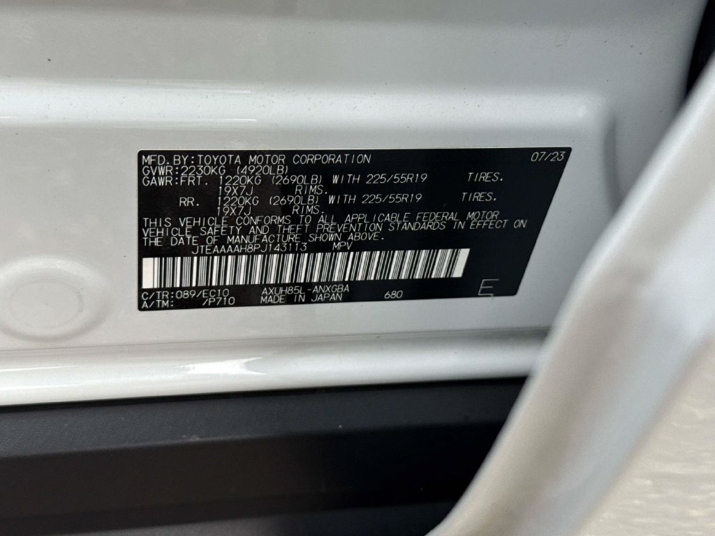 Used 2023 Toyota Venza XLE AWD/4WD image 30