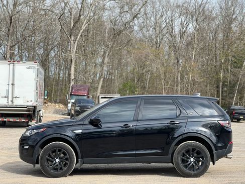 Used 2017 Land Rover Discovery Sport HSE AWD/4WD image 3