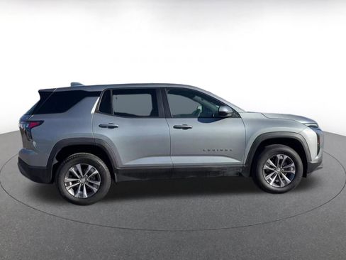 Used 2025 Chevrolet Equinox LT image 16