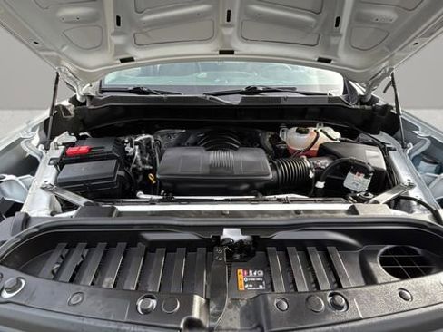 Used 2025 Chevrolet Silverado 1500 W/T image 35