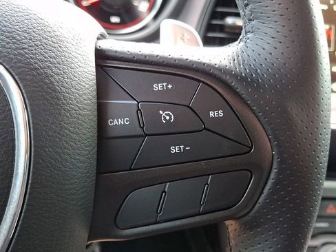 Used 2022 Dodge Challenger R/T Scat Pack RWD image 23